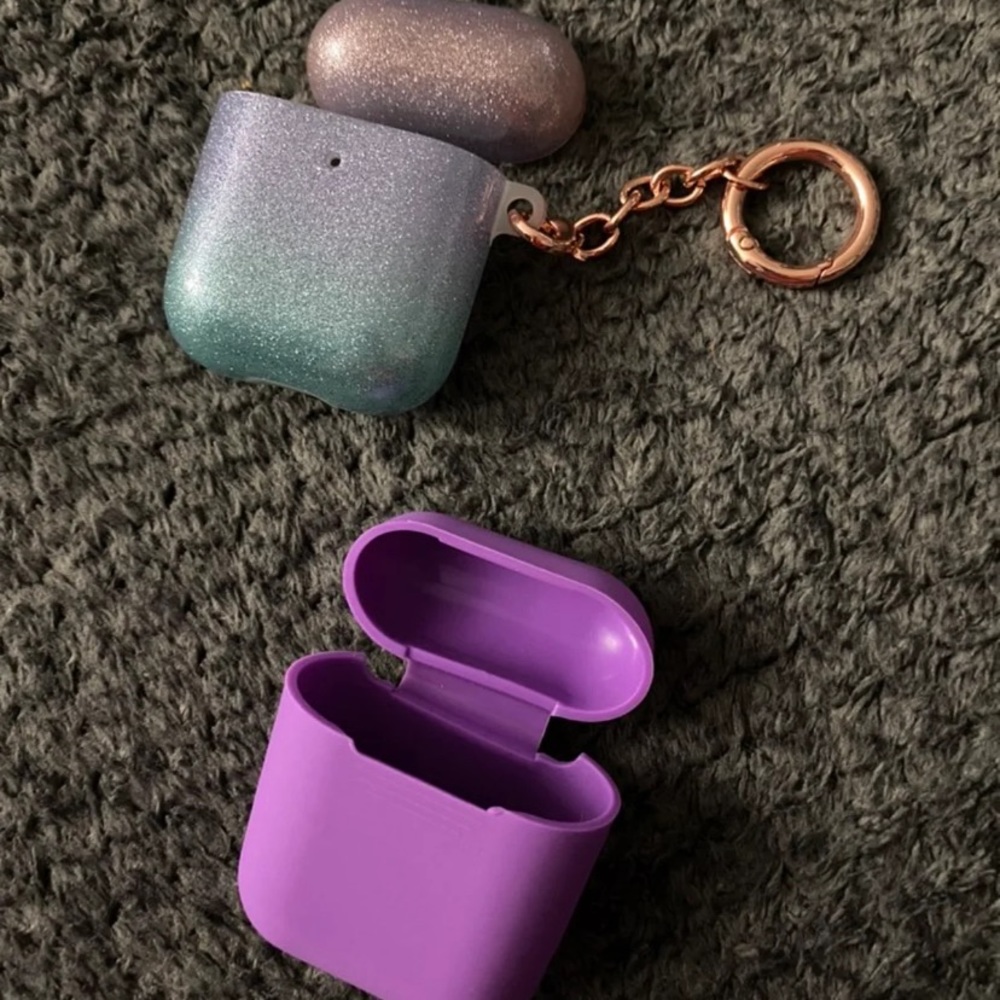 Air pod cases